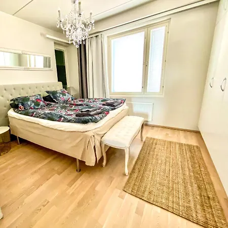 Apartamento Beautiful Penthouse In The Center Of Helsínquia