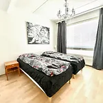 Beautiful Penthouse In The Center Of Apartament Helsinki